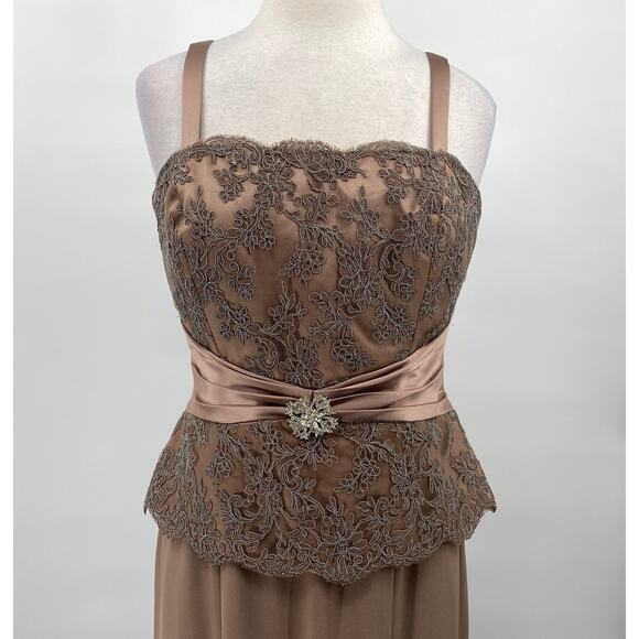 Montage by Mon Cheri Gown Lace Peplum Corseted Bodice Satin Trim Taupe Womens 10 - Picture 2 of 12
